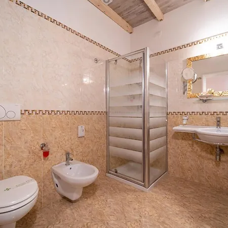 Borgo Dei Poeti Romantik Wellness&spa Hotel