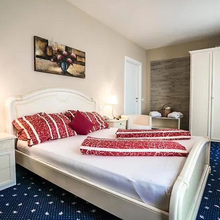 Borgo Dei Poeti Romantik Wellness&spa 4* Manerba del Garda