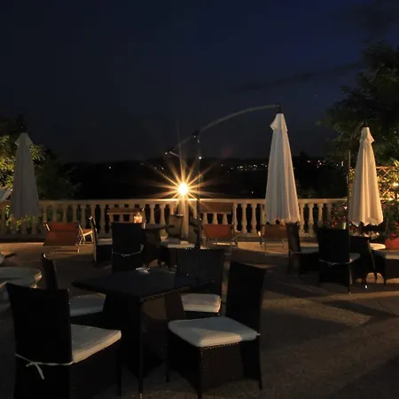 Hotel Borgo Dei Poeti Romantik Wellness&spa 4*