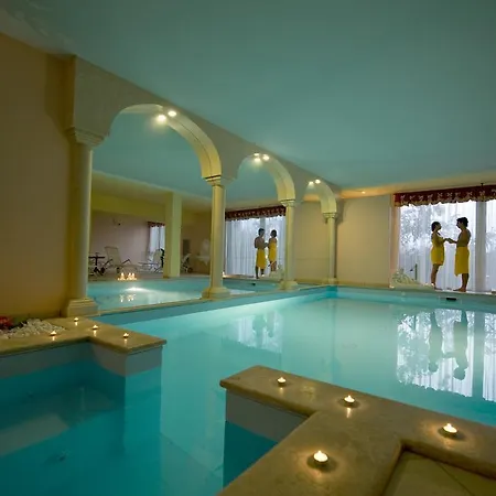 Borgo Dei Poeti Romantik Wellness&spa Hotel 4*