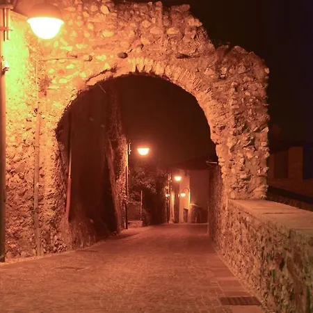 Borgo Dei Poeti Romantik 4* 马内尔巴