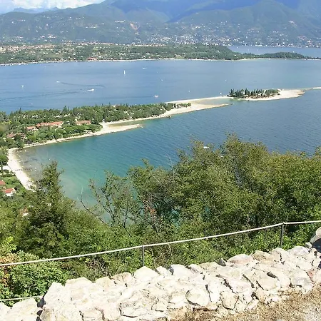 Borgo Dei Poeti Romantik 酒店 4*
