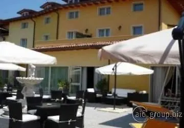 Borgo Dei Poeti Romantik 4*
