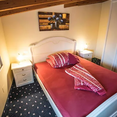 Borgo Dei Poeti Romantik 酒店 4*