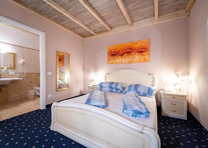Borgo Dei Poeti Romantik Hotel