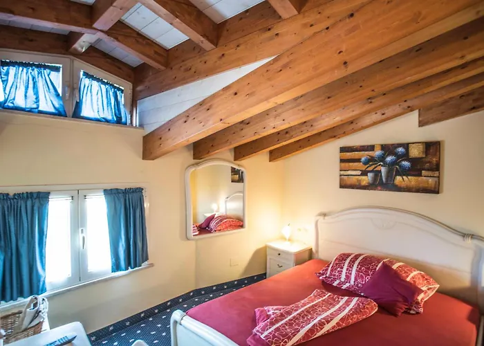 Borgo Dei Poeti Romantik Hotel Manerba del Garda