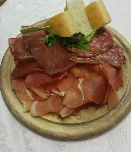 Borgo Dei Poeti Romantik Hotel 4*