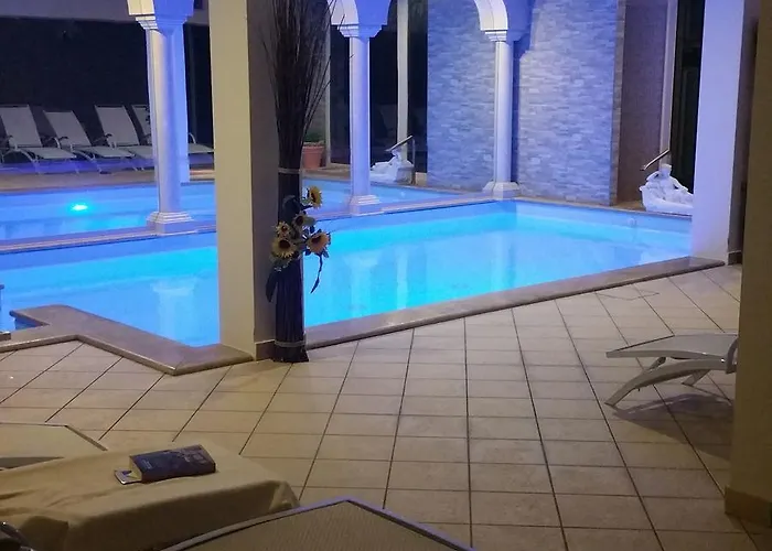 Borgo Dei Poeti Romantik 4*