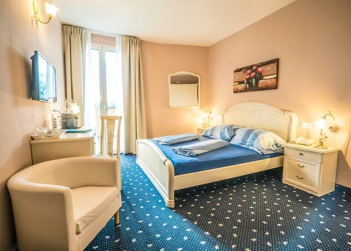 Borgo Dei Poeti Romantik Manerba del Garda